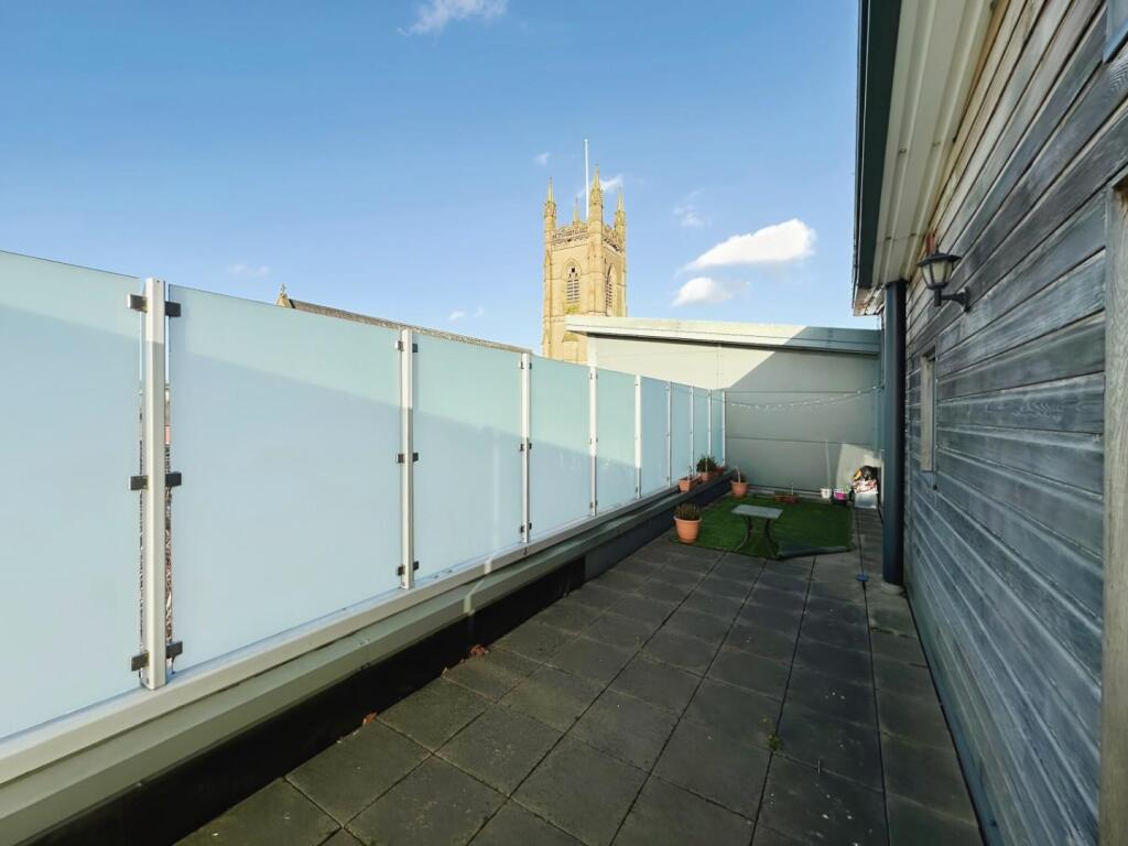 2 bed Apartment