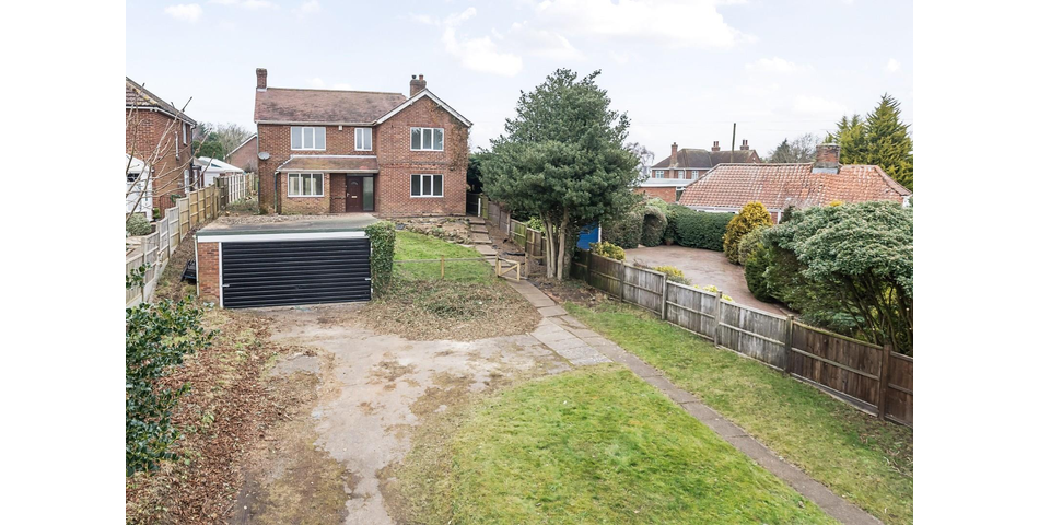 THREE BEDROOM DETACHED PROPERTY