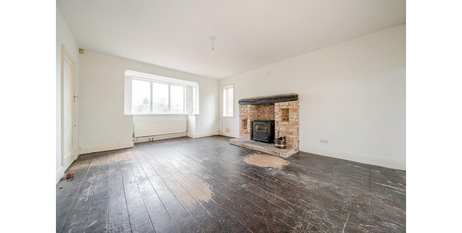 THREE BEDROOM DETACHED PROPERTY