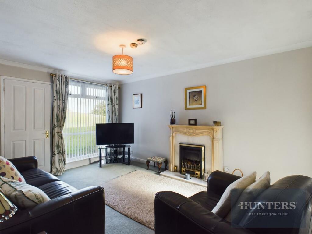 2 bed Ground Flat