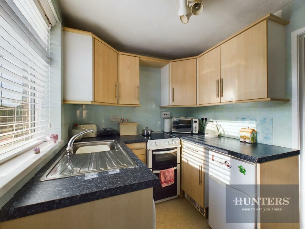 2 bed Ground Flat