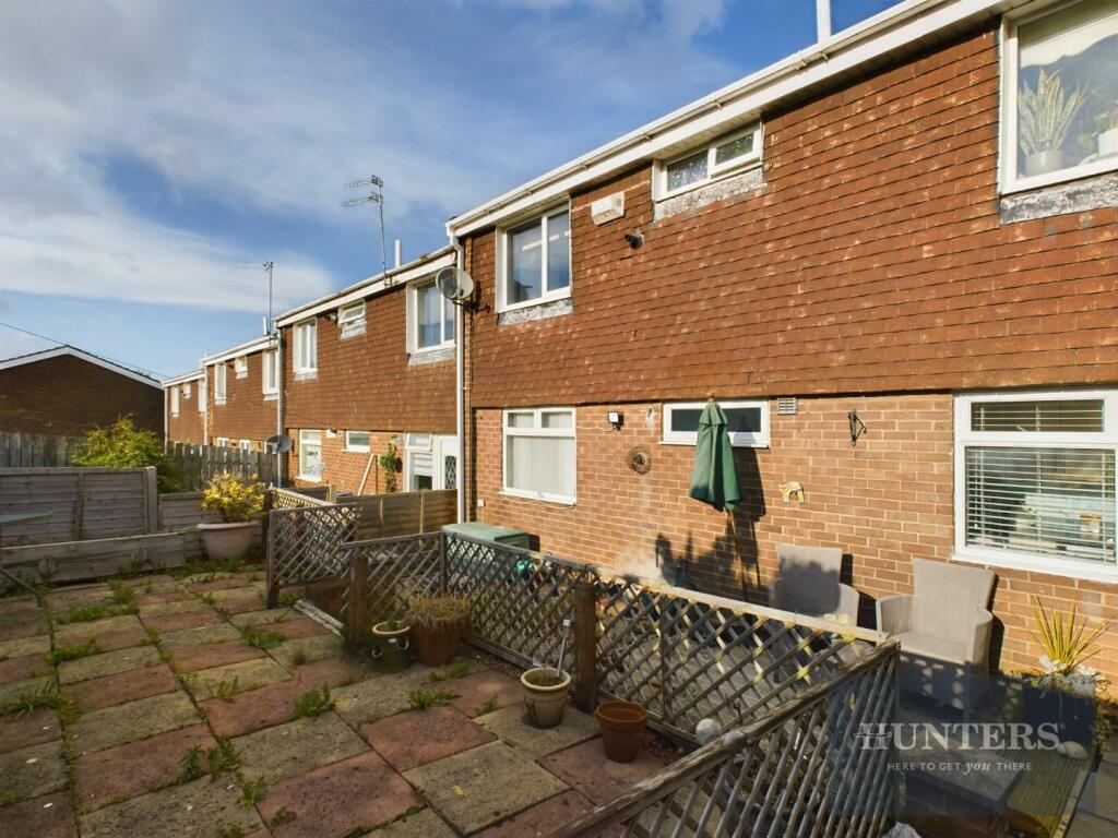 2 bed Ground Flat