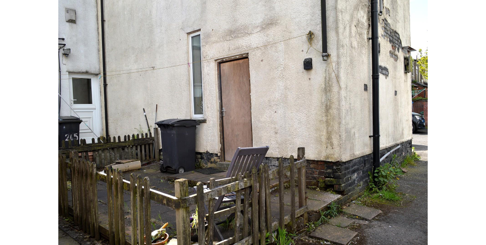 TWO BEDROOM END TERRACED PROPERTY