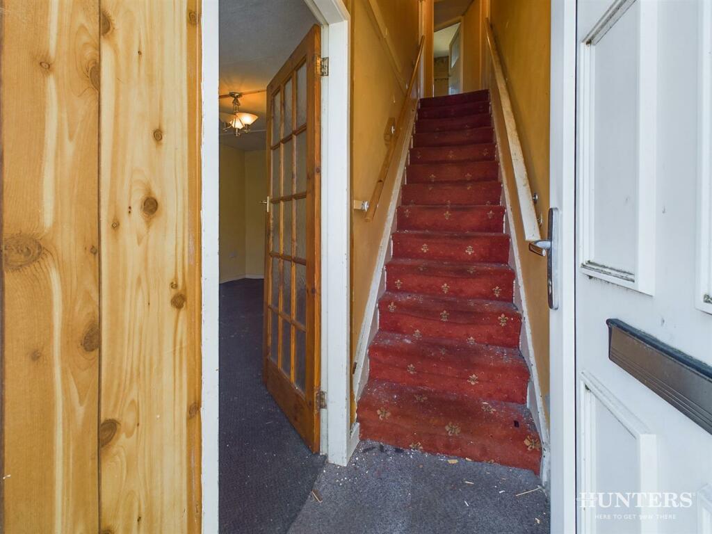 4 bed Commercial Property