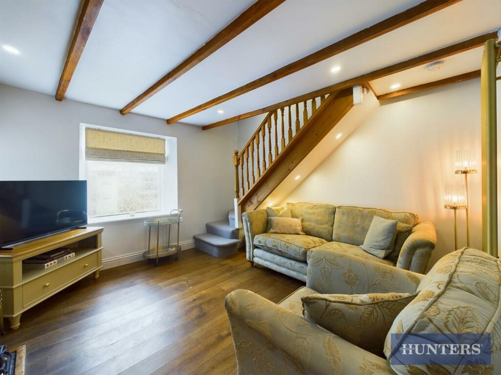 2 bed Cottage