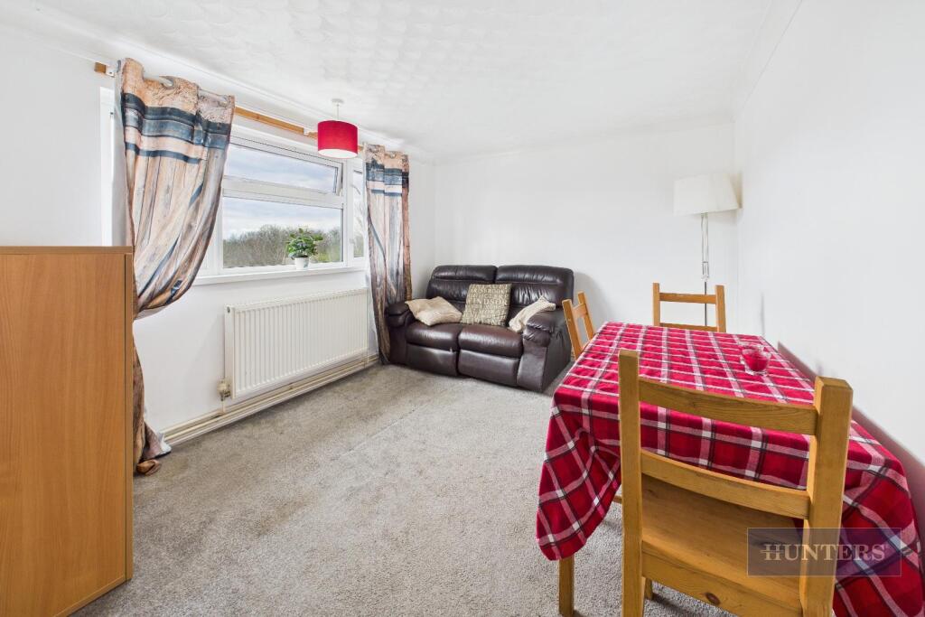 1 bed Maisonette
