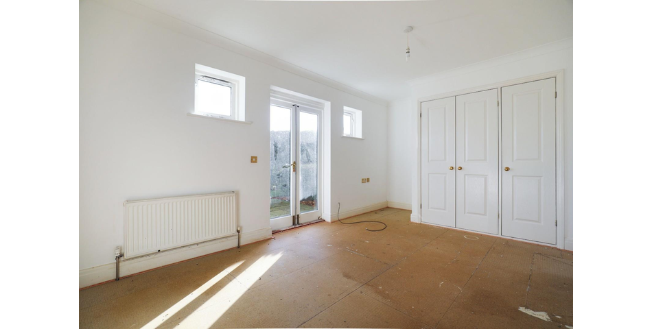 TWO DOUBLE BEDROOM SEMI-DETACHED RETIREMENT HOME