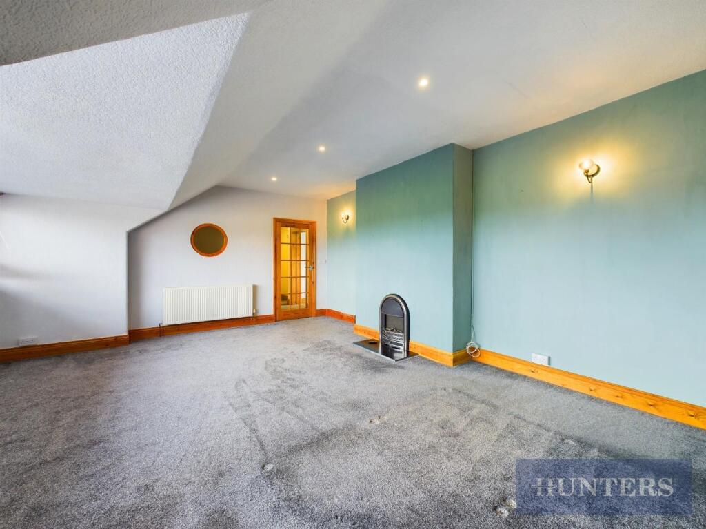2 bed Apartment