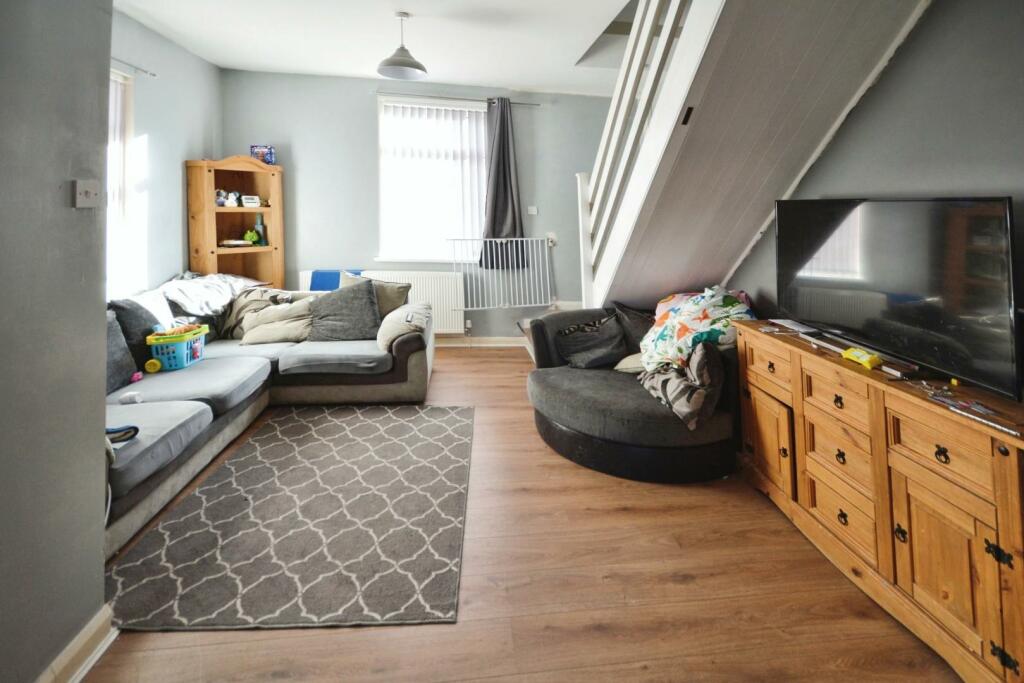 2 bed End of Terrace