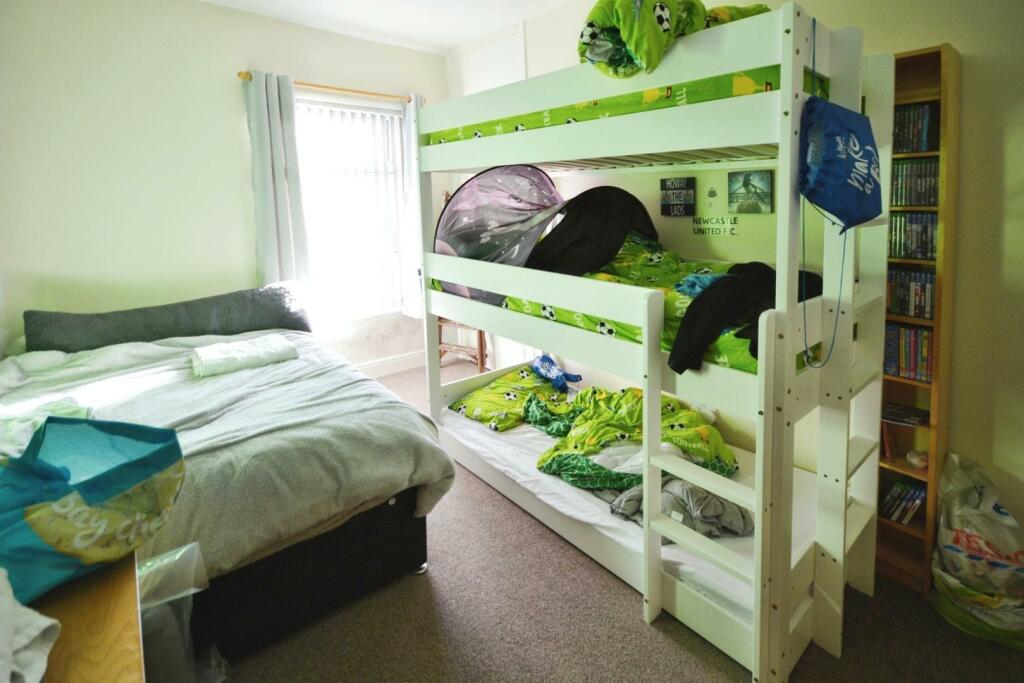 2 bed End of Terrace