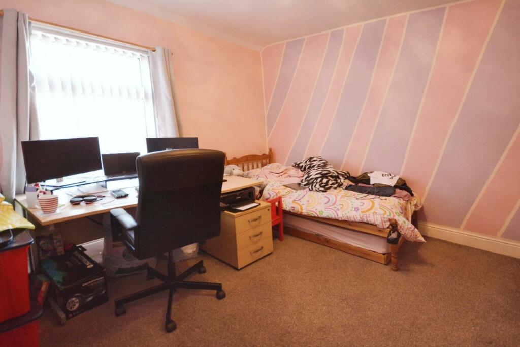 2 bed End of Terrace