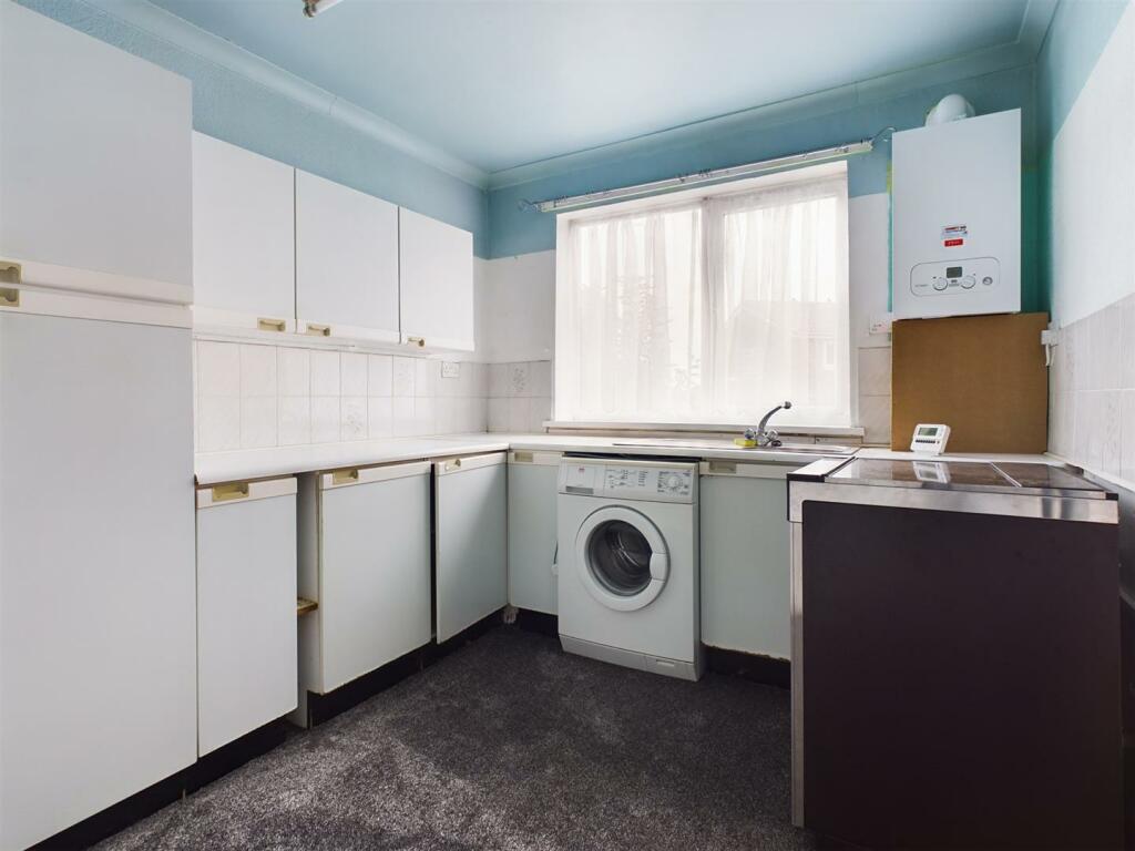 3 bed Semi-Detached