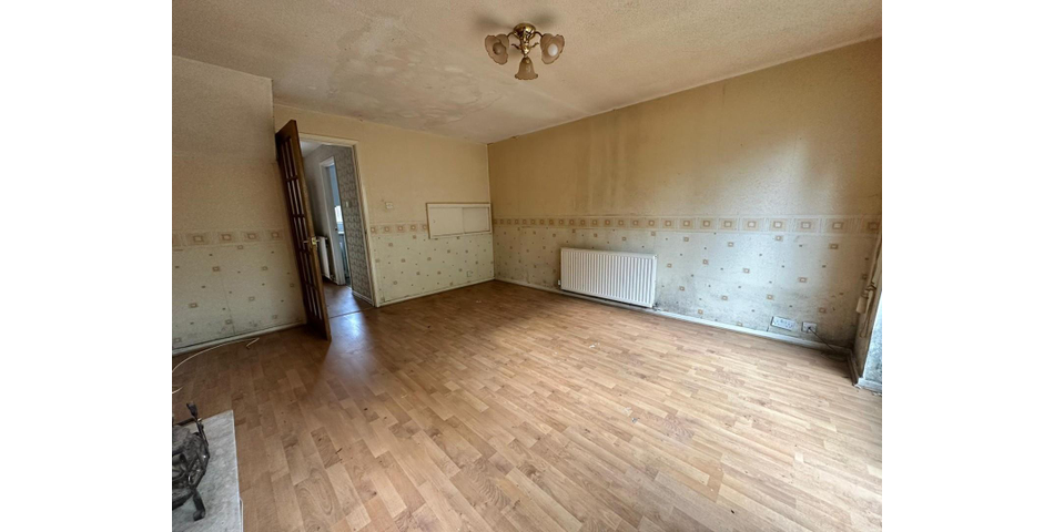 TWO BEDROOM MID TERRACED PROPERTY