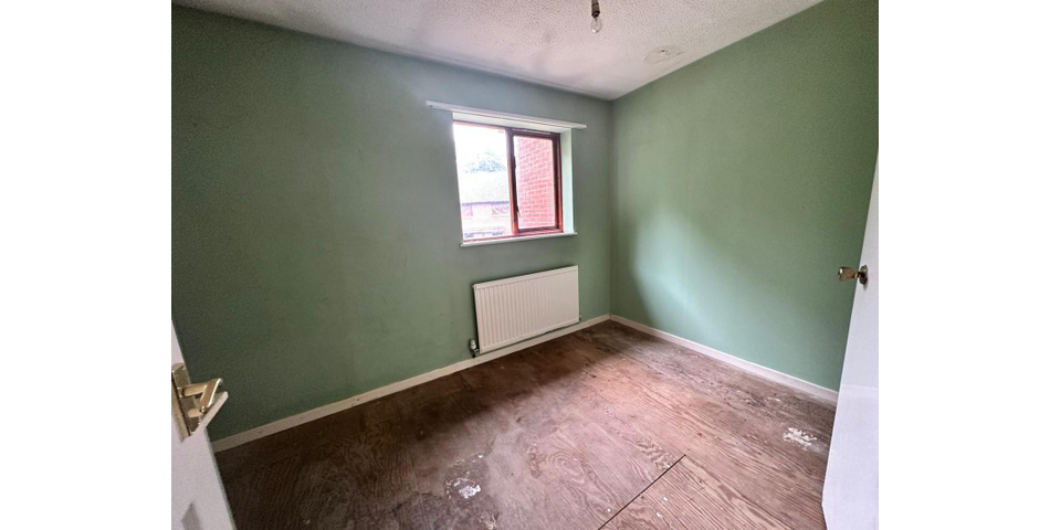 TWO BEDROOM MID TERRACED PROPERTY