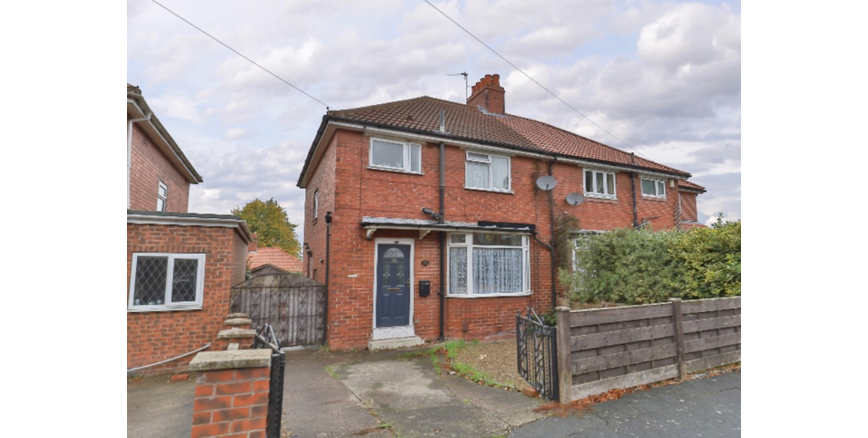 THREE BEDROOM SEMI-DETACHED PROPERTY