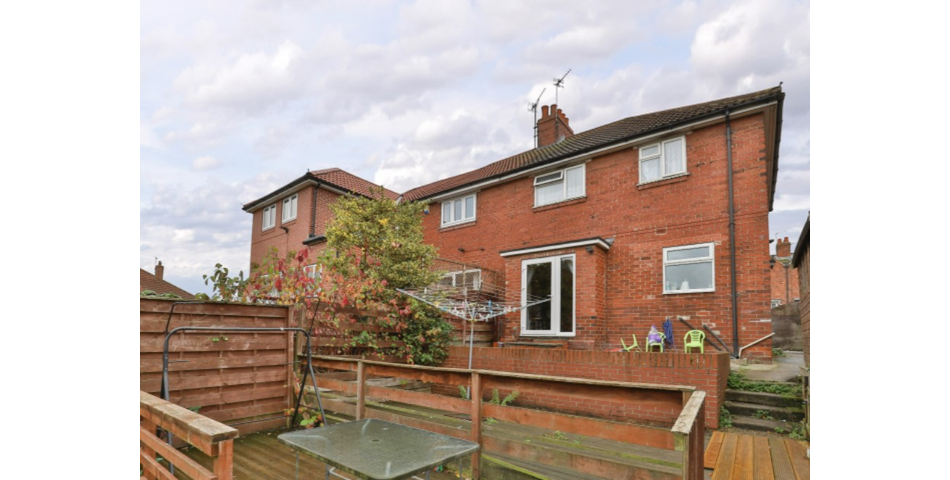 THREE BEDROOM SEMI-DETACHED PROPERTY