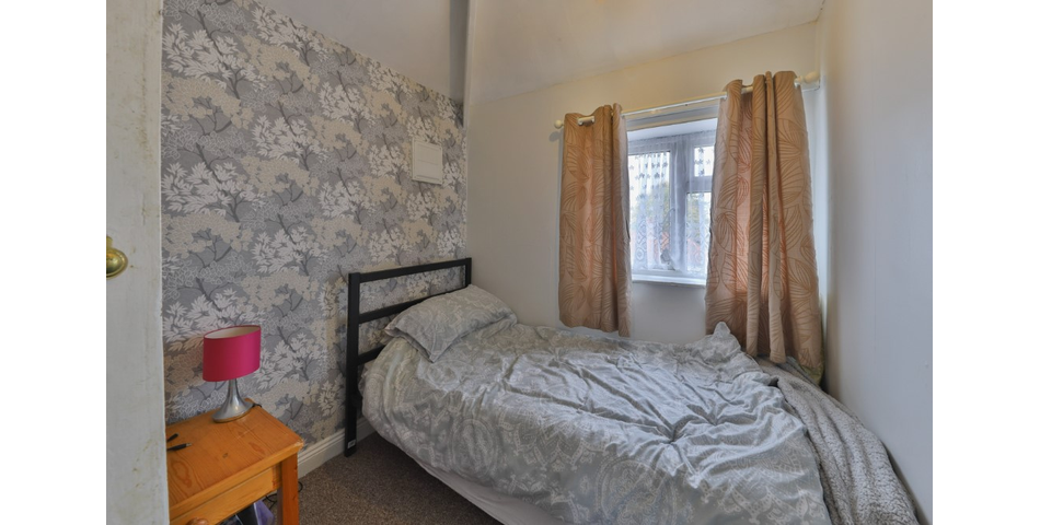 THREE BEDROOM SEMI-DETACHED PROPERTY