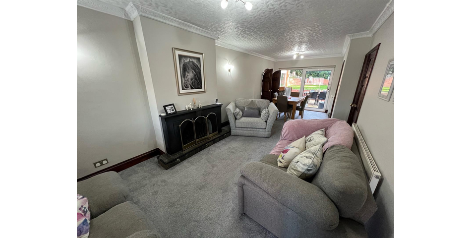 THREE BEDROOM LINK DETACHED PROPERTY