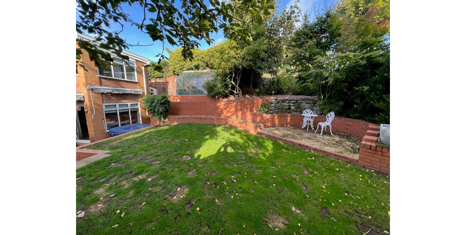 THREE BEDROOM LINK DETACHED PROPERTY
