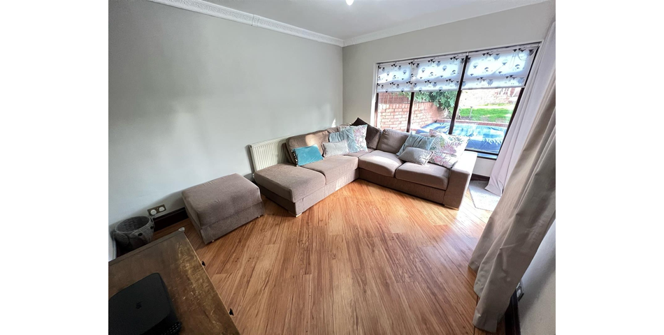 THREE BEDROOM LINK DETACHED PROPERTY