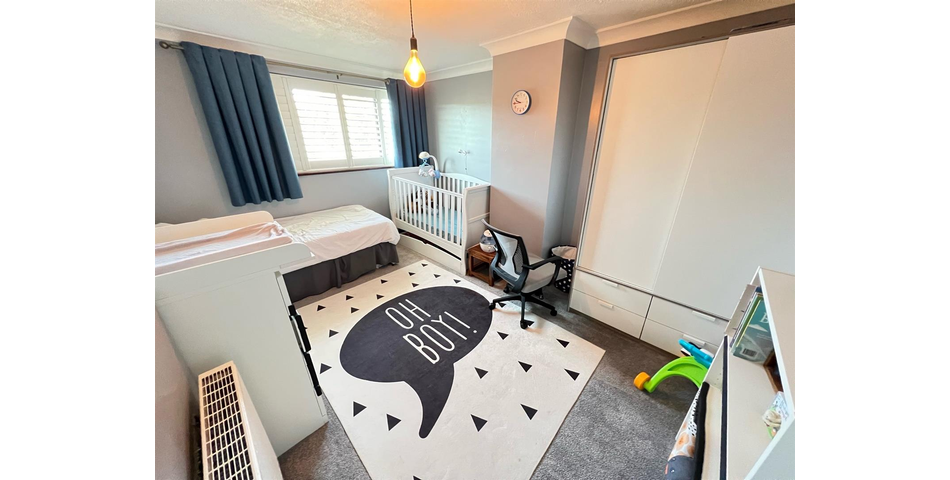 THREE BEDROOM LINK DETACHED PROPERTY