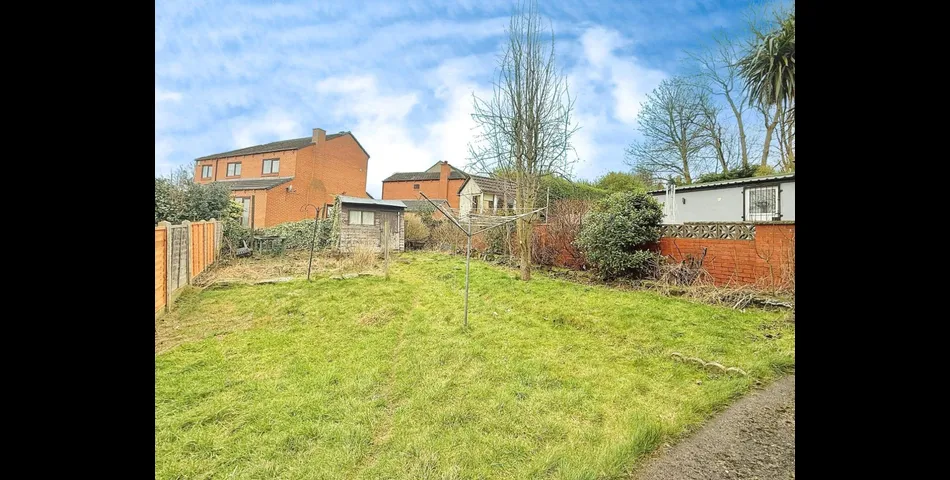 THREE BEDROOM SEMI-DETACHED PROPERTY