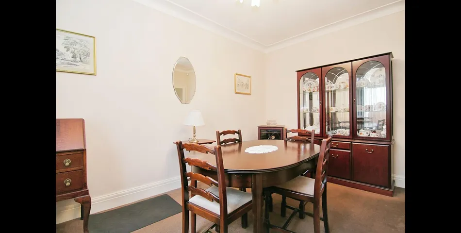 THREE BEDROOM SEMI-DETACHED PROPERTY