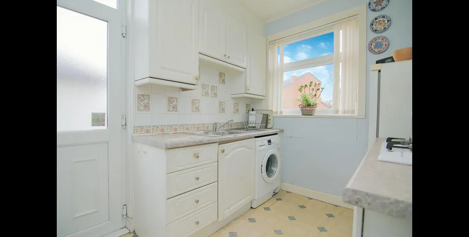 THREE BEDROOM SEMI-DETACHED PROPERTY
