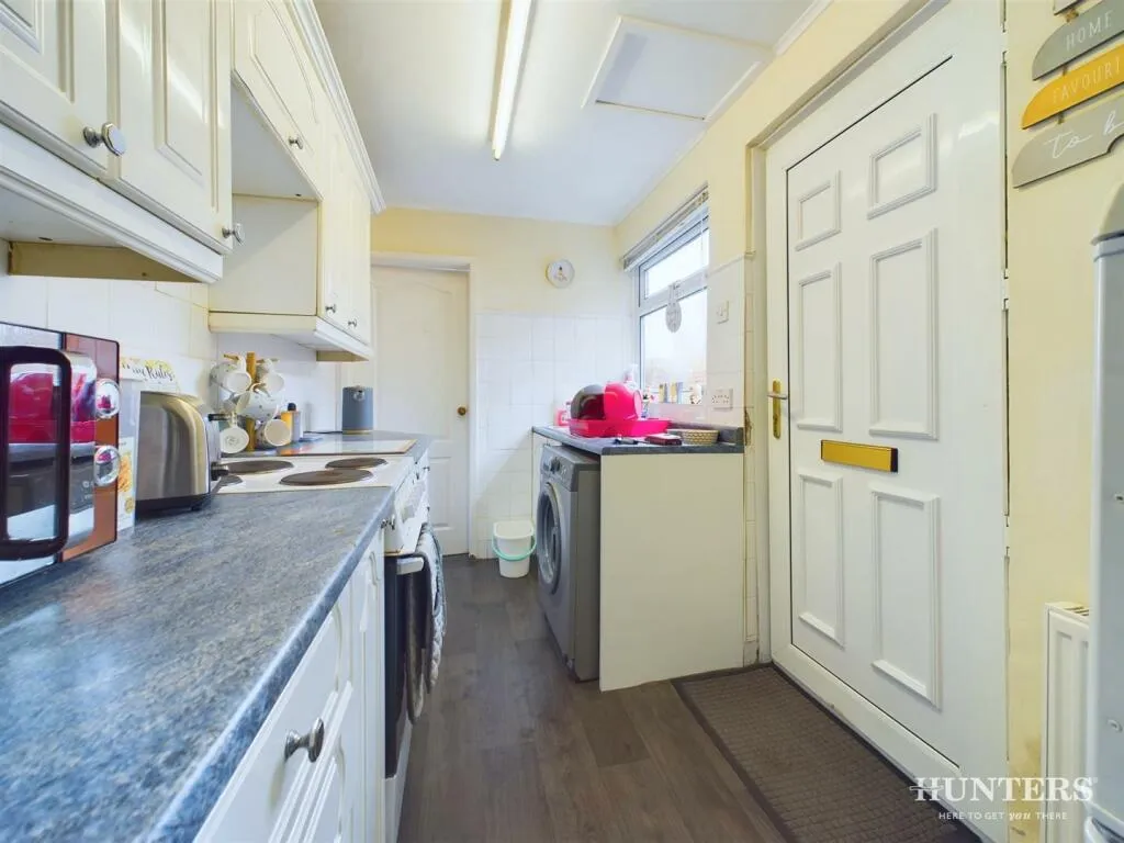 2 bed House
