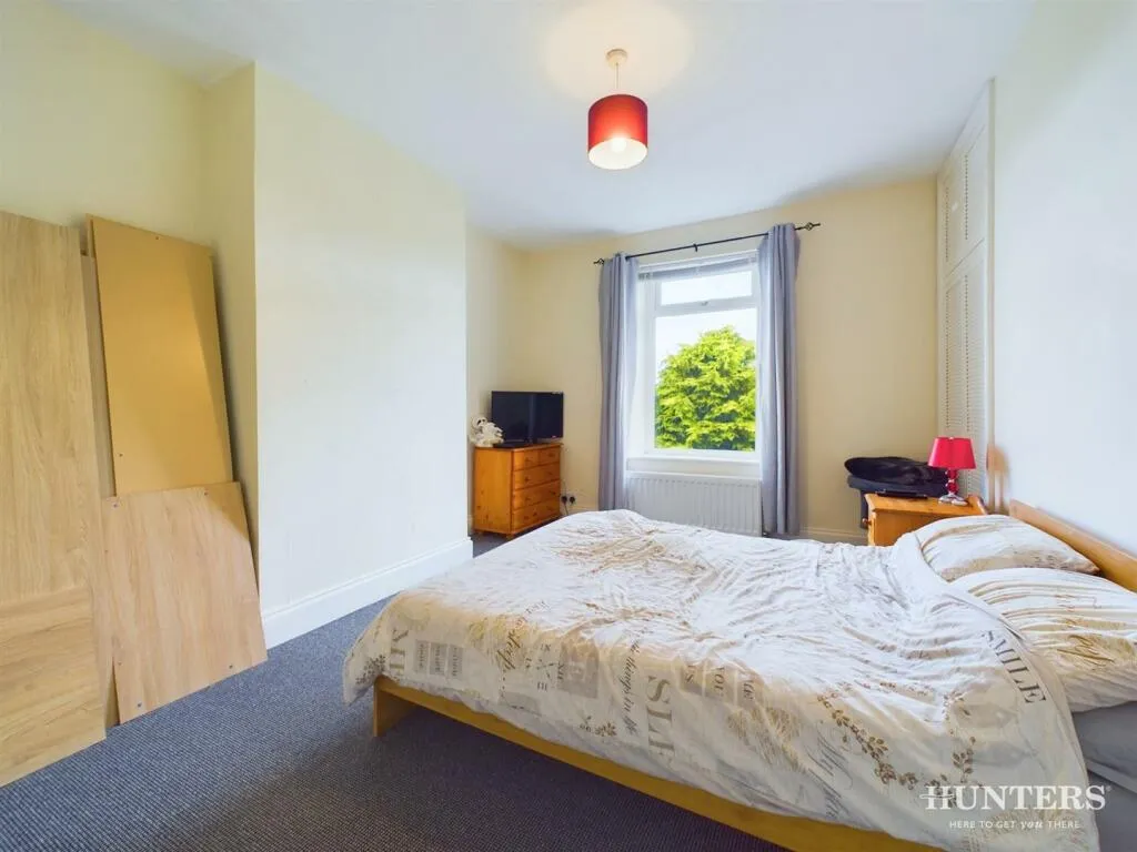 2 bed House
