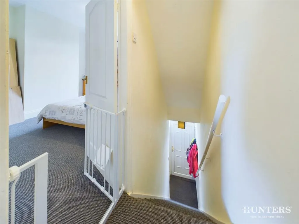 2 bed House
