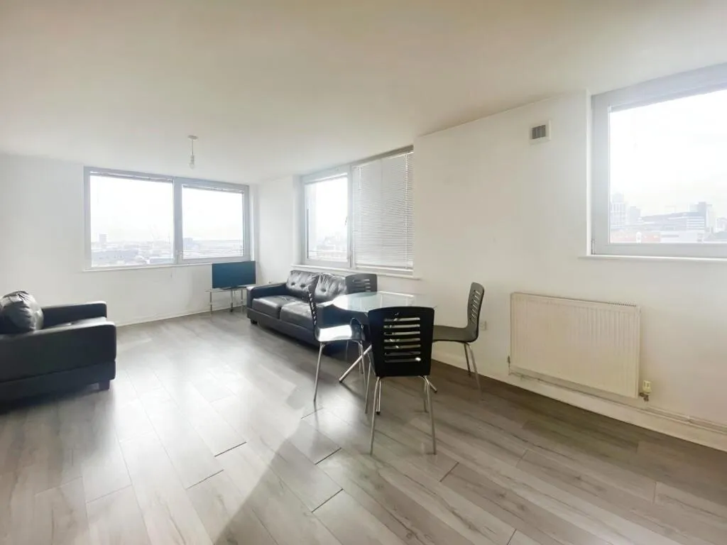 2 bed Apartment