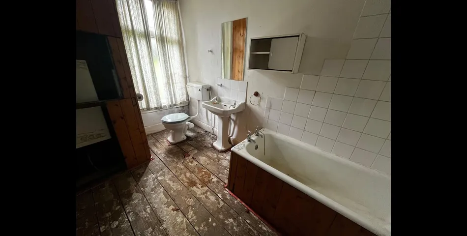 TWO BEDROOM TERRACED PROPERTY