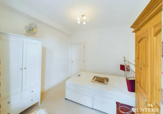 2 bed Apartment