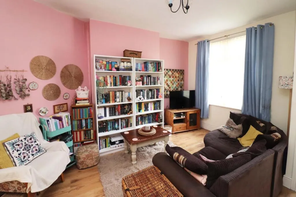 2 bed Terraced