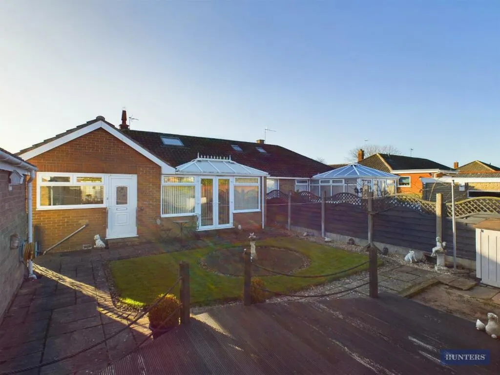 2 bed Semi-Detached Bungalow