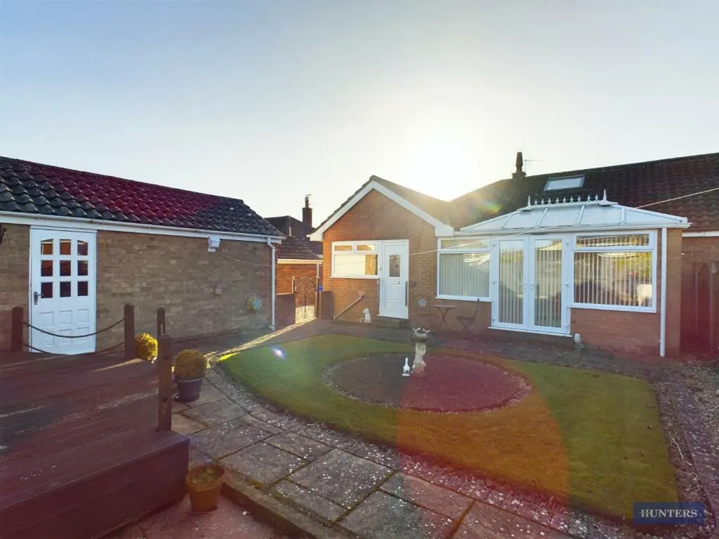 2 bed Semi-Detached Bungalow