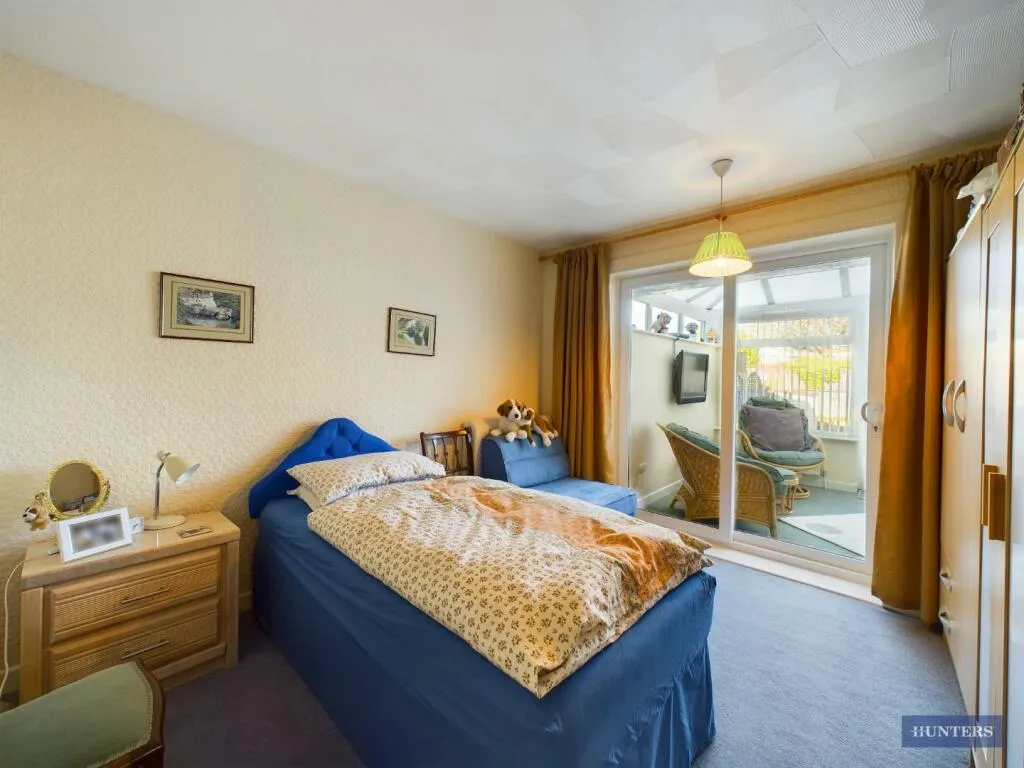 2 bed Semi-Detached Bungalow