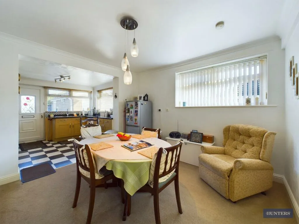 2 bed Semi-Detached Bungalow