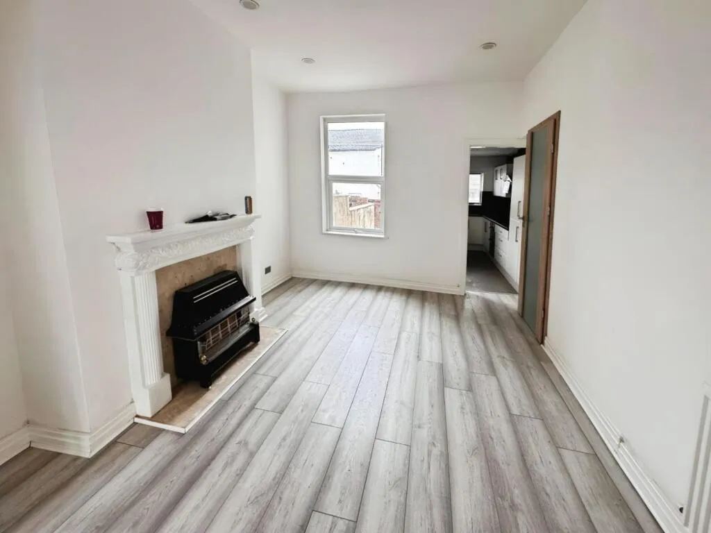 2 bed Terraced