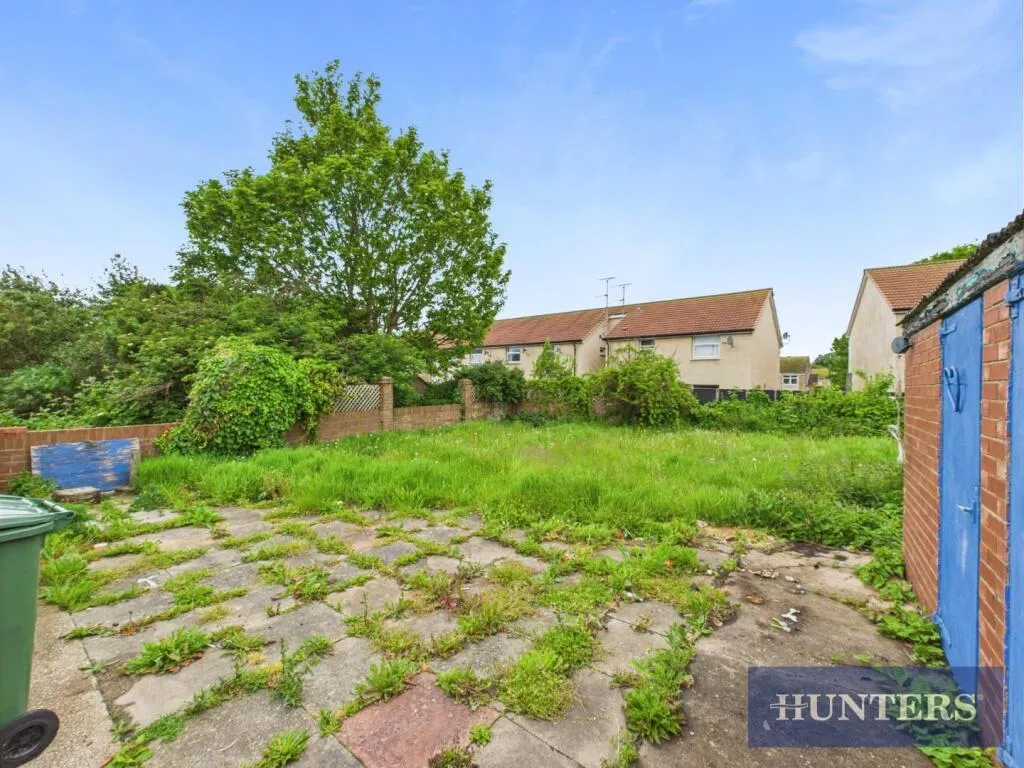 2 bed Semi-Detached Bungalow