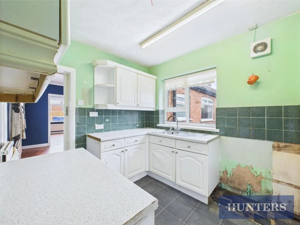 2 bed Semi-Detached Bungalow