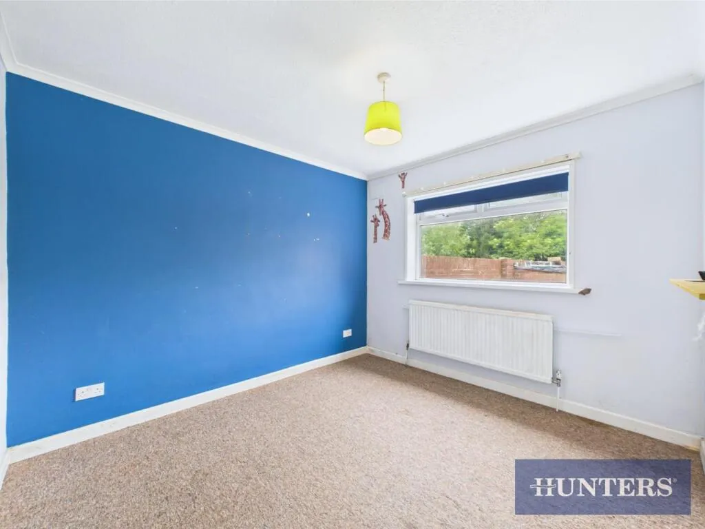 2 bed Semi-Detached Bungalow
