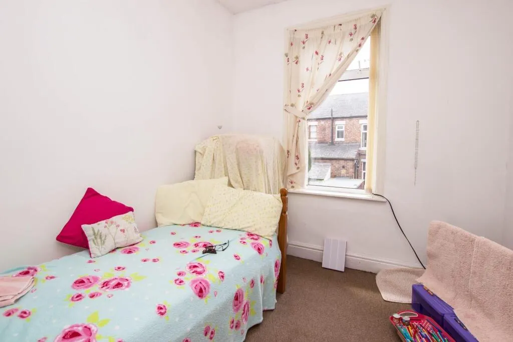 2 bed Terraced