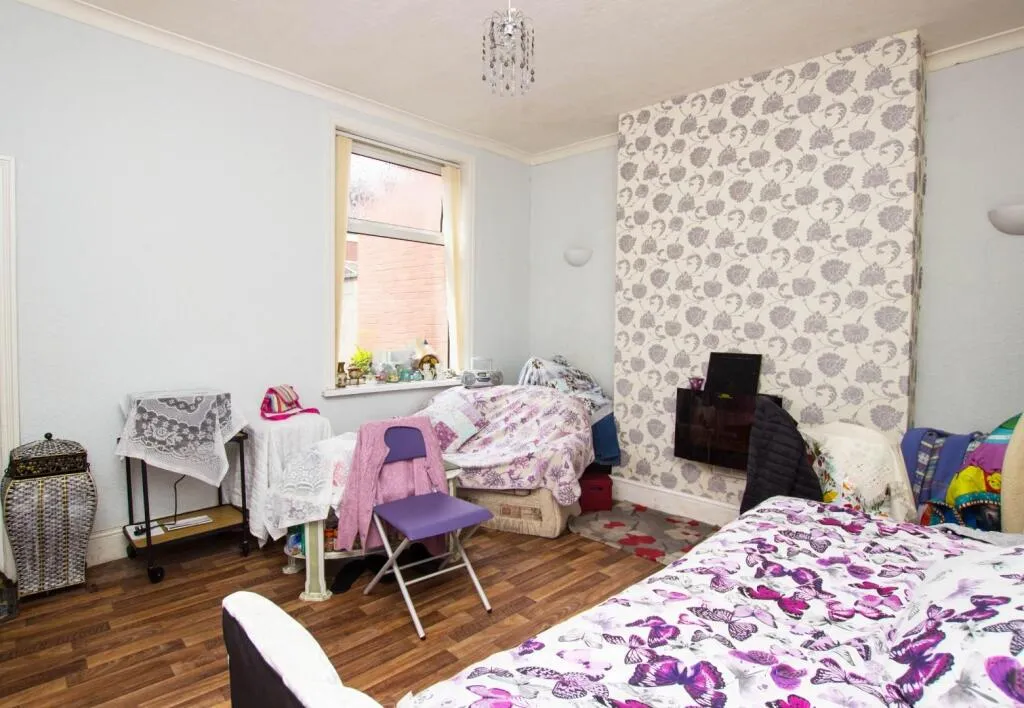2 bed Terraced
