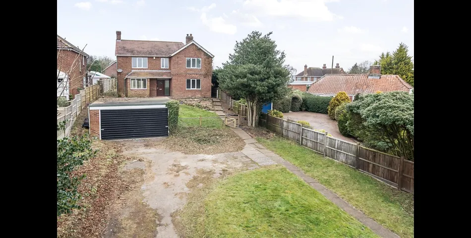 THREE BEDROOM DETACHED PROPERTY