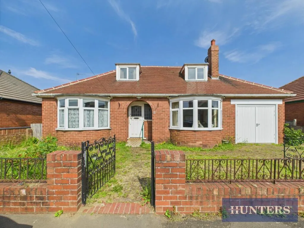 4 bed Detached Bungalow