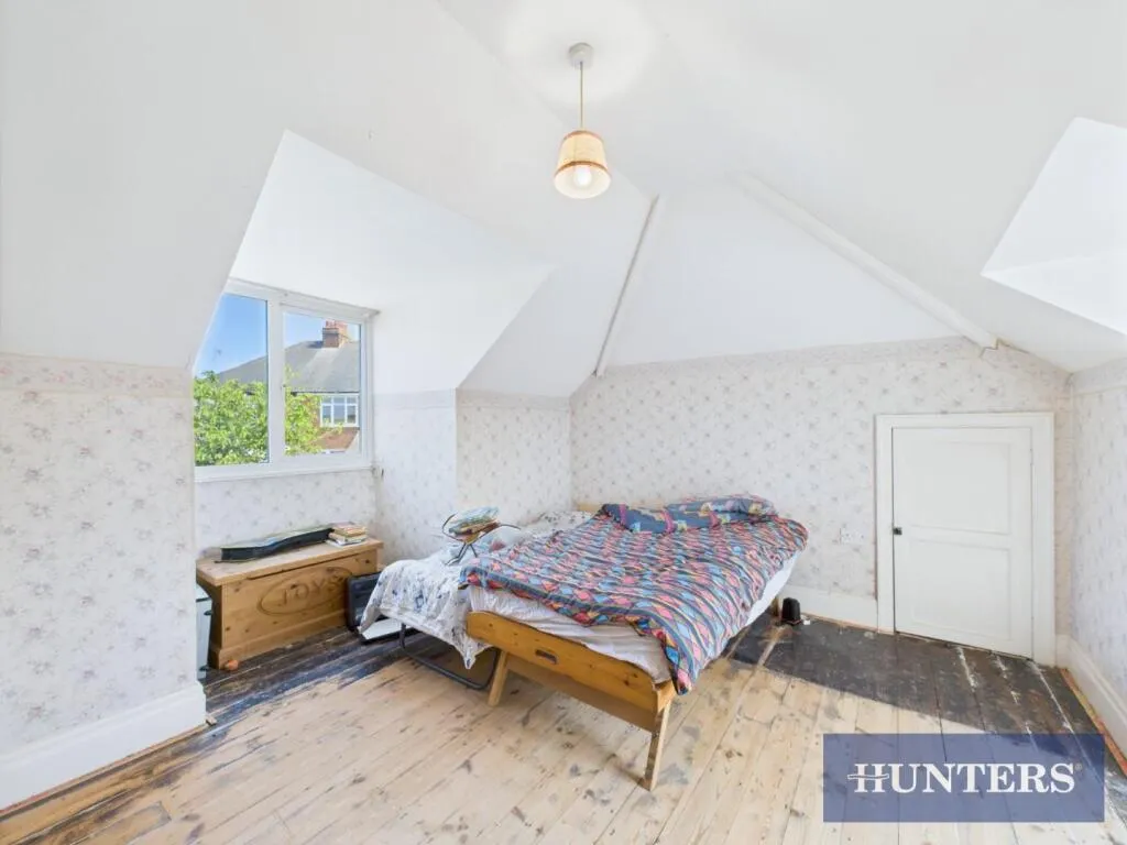 4 bed Detached Bungalow