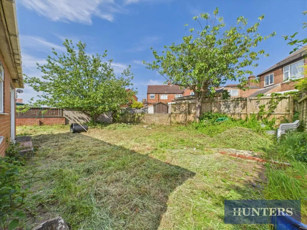 4 bed Detached Bungalow