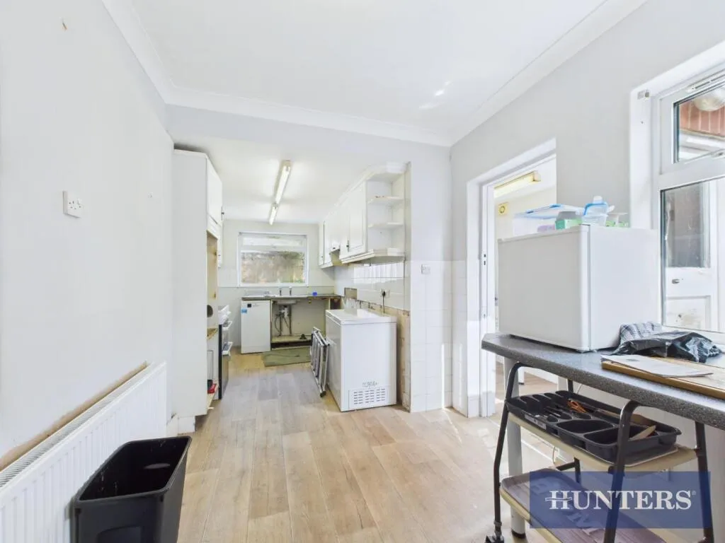 4 bed Detached Bungalow